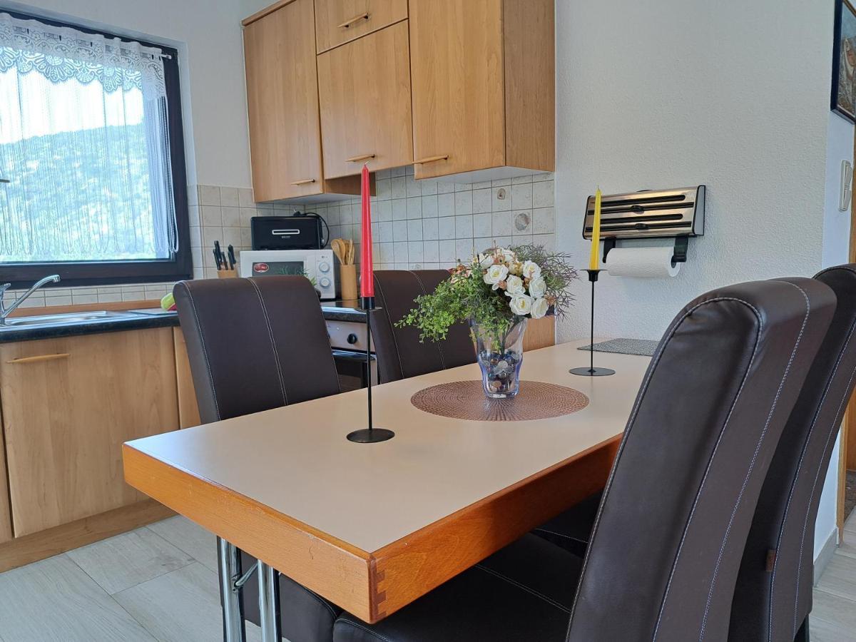 Apartments Darija & Pero Pucisca Extérieur photo