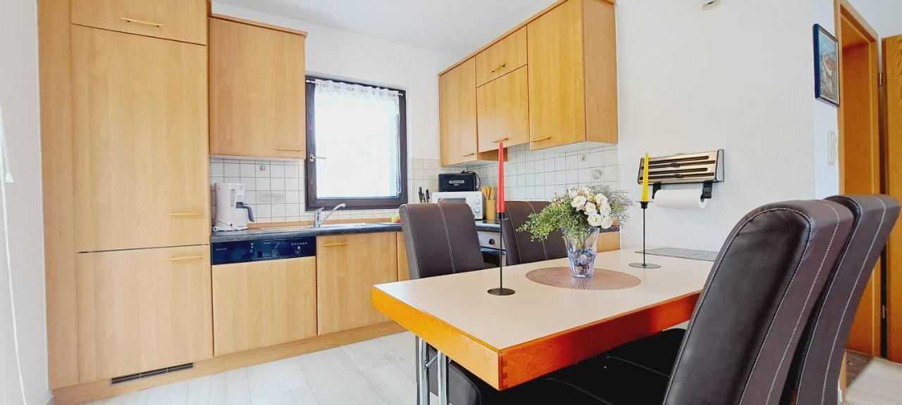 Apartments Darija & Pero Pucisca Extérieur photo